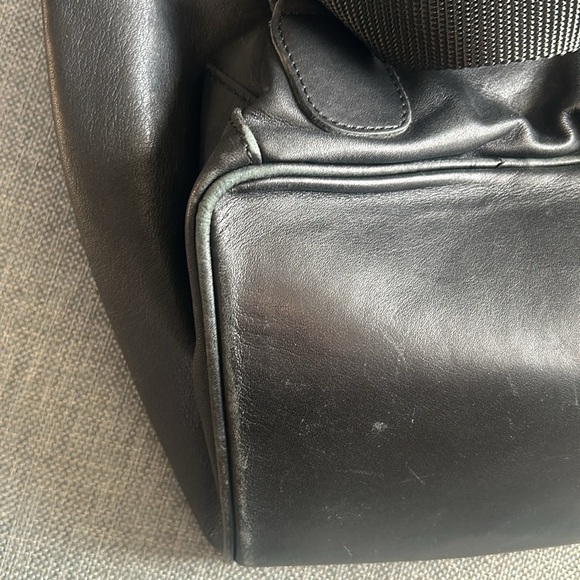 Vintage Coach 0529 Classic Black Leather Backpack - Picture 6 of 16